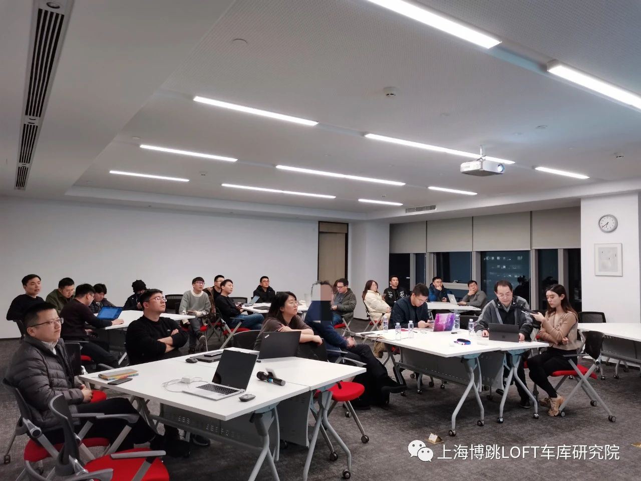 忠县杭州LOFT车库专题会